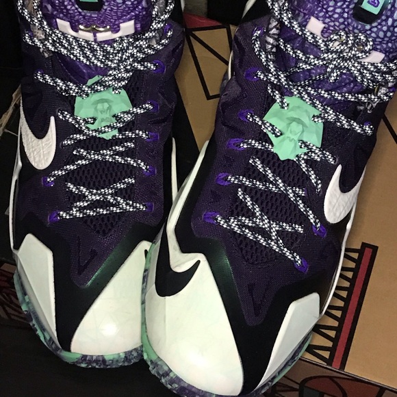 LeBron 11 All Star (Glow in the Dark) - Picture 2 of 8